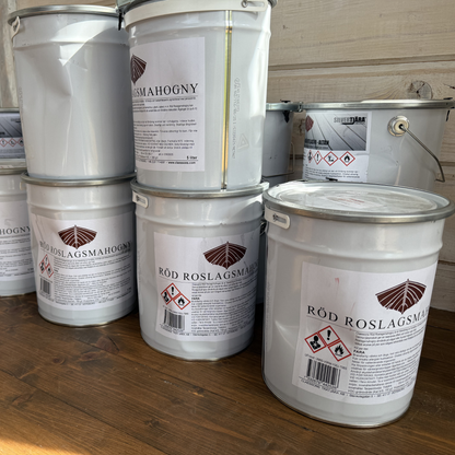 Tar Paint Röd Roslagsmahogny Red Brown - natural protection for facades, fences, and garden furniture (DAMAGED PACKAGING)